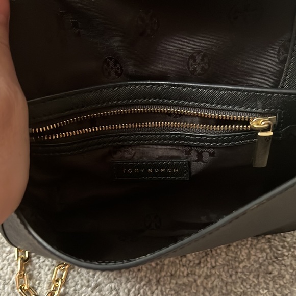 Tory Burch Saffiano Robinson Chain Crossbody - Picture 6 of 10